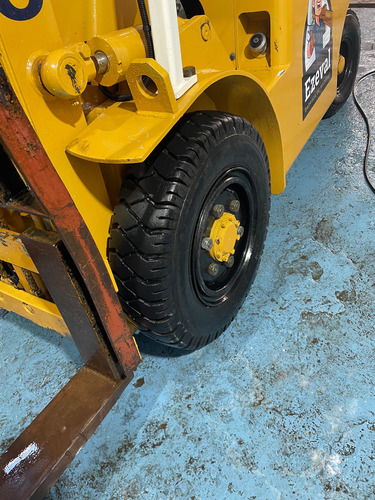 Montacargas Elevador En Excelentes Condiciones Para 3000 Kg!