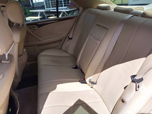 Imagen 8 de 10 de Mercedes Benz E-240