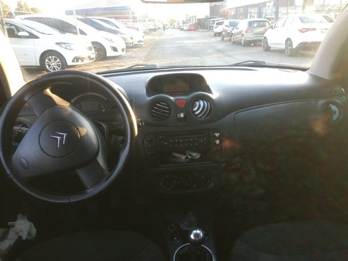 Imagem 3 de 9 de Citroën C3 2008 1.4 8v X-tr Flex 5p