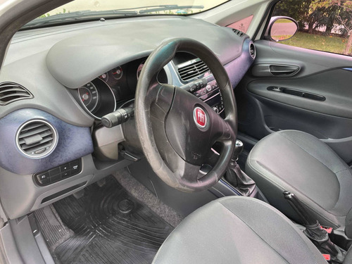 Fiat Punto Attractive 1.4 8v Año 2015