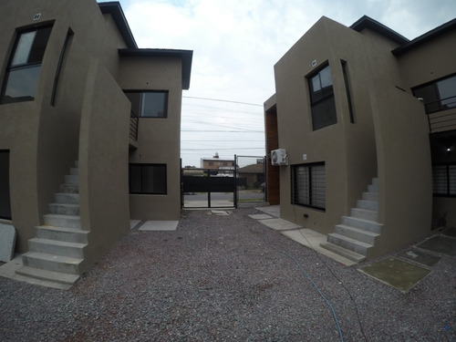 Imagen 2 de 12 de ### Venta - Excelente 2 Ambientes En Planat Baja Con Cochera En Muñiz ###