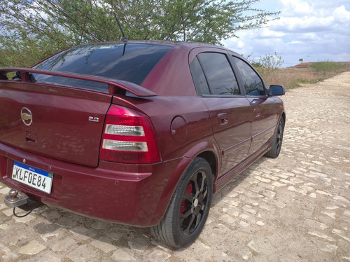 Imagem 13 de 15 de Chevrolet Astra 2.0