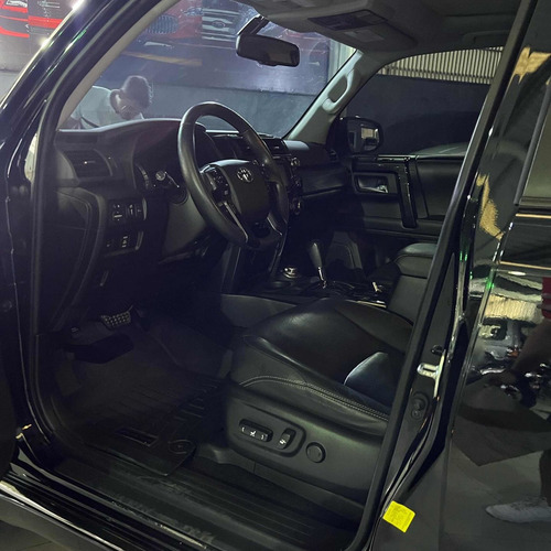 Imagen 5 de 7 de Toyota 4runner Nightshade