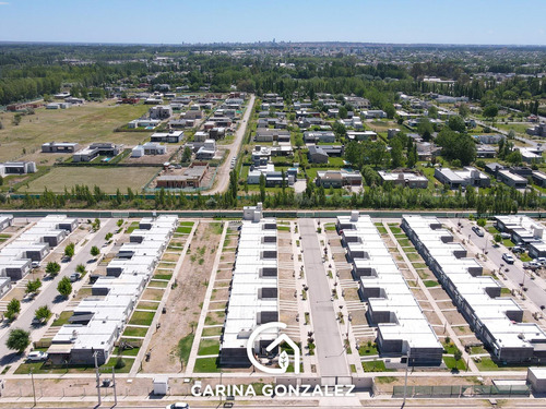 Venta Casa 2 Dormitorios Barrio Cerrado Cipolletti Río Negro