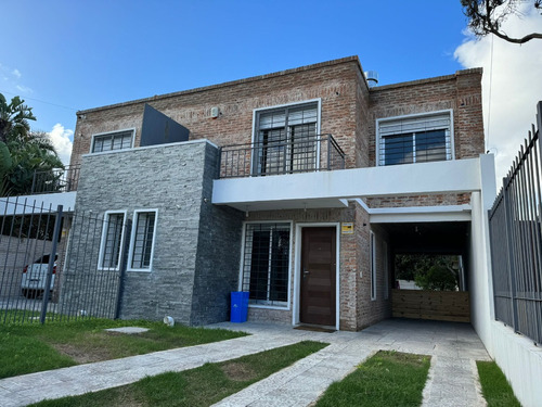 Oportunidad, Impecable, Suite, 3 Baños, Jardín , Fondo Con Parrillero