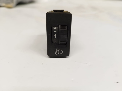 Botão Regula Farol Peugeot 307 Citroen C4 06 11 Cód:96384422 (Usado)