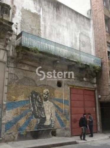 Imagen 2 de 4 de Venta Local, Ciudad Vieja, Montevideo.