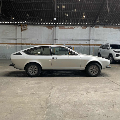 Alfa Romeo Alfetta Gt-v 2000