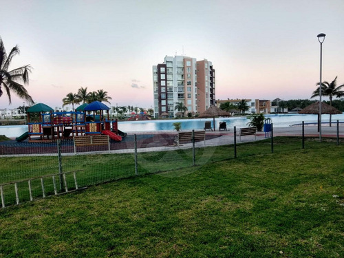 Departamento De 2 Recámaras En Av. La Rioja | 80m2 | 2 Estacionamientos