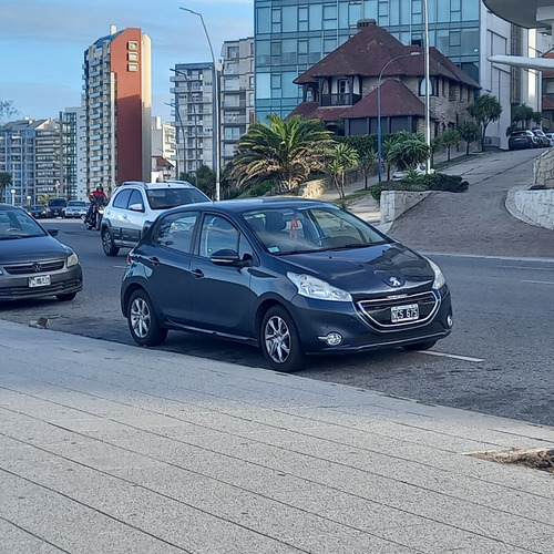 Peugeot 208 1.5 Allure