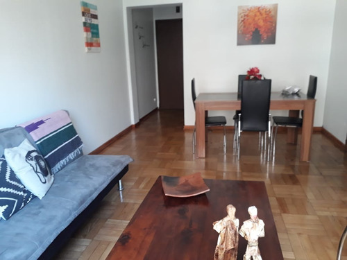 Imagen 2 de 11 de Departamento Ubicado En Barrio Cívico, Metro Moneda