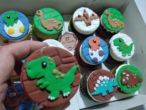 Cupcakes, Cookies, Oreos Y Minidonas Dinosaurios Vainilla Y Chocolate Dulce De Leche