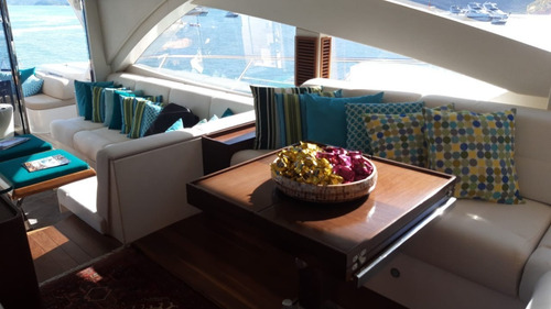 Imagem 2 de 9 de Schaefer Yachts - Phantom 620 Ano 2013 - Unico Dono!