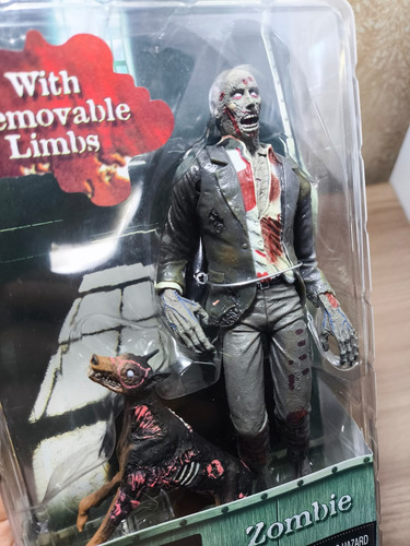 Action Figure Boneco Neca Resident Evil Zombie