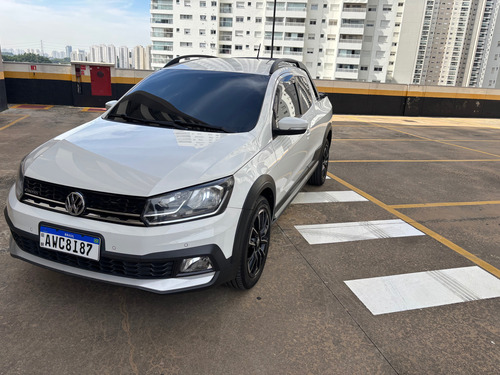 Volkswagen Saveiro 1.6 16v Cross Cab. Dupla Total Flex 2p 5 marchas
