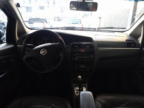 Imagem 10 de 10 de Fiat Linea Absolute