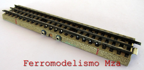 Märklin - Vía Recta C/ Contactos 3 Rieles - Cód: 3600 Bsd (2