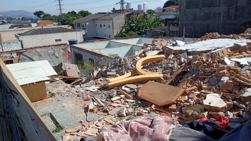 Carapicuíba Centro Aluguel Terreno 250 M2