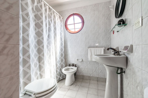 Venta Casa 6 Amb- Patio-terraza- Coch - Agronomia