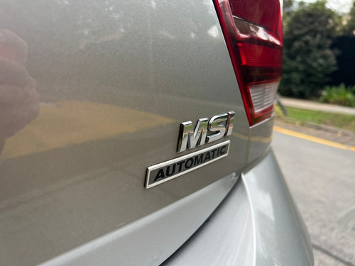 Imagen 10 de 15 de Volkswagen Polo 1.6 At Confortline