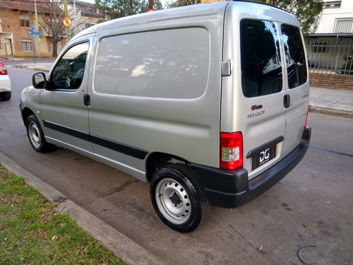 Imagen 11 de 14 de Peugeot Partner Furgon Confort 1.6n 2019