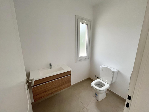 Venta Casa Haras Santa Maria Los Molinos 4 Amb