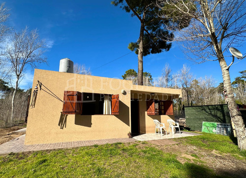 Casa De 3 Ambientes En Venta Las Gaviotas