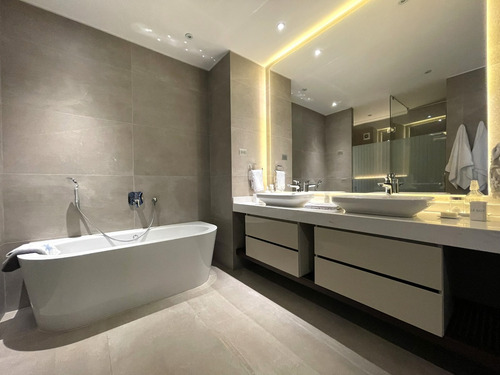 Arriendo Dptos. Nuevos 4d + Estar + Serv. / Las Condes