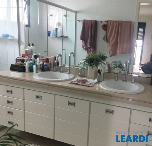Imagem 11 de 15 de Apartamento - Aclimação - Sp - 632804