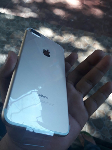 Imagen 3 de 4 de iPhone 7 Plus Gold Nuevo Caja Y Accesorios Es De 32 Gigastel