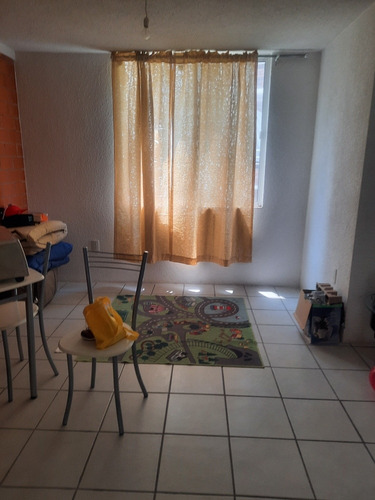 Imagen 8 de 12 de Se Vende Departamento 3er Piso, Alberca Y Jardín