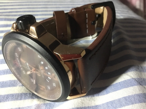 Relógio Naviforce, Fundo Marrom, Calendário Triplo. Novo.