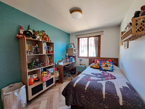 Casa Arriendo 5 Dormitorios + Servicio