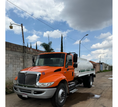 International 4300 Dt 466 Mod. 2007, Pipa De Agua