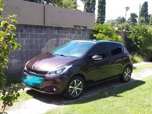 Peugeot 208 1.6 Feline 2020
