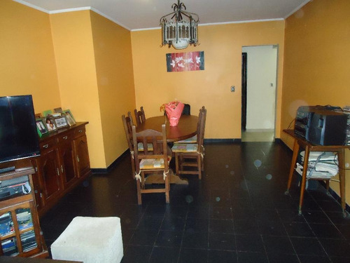 Imagen 4 de 14 de Chalet En Venta En Castelar Norte