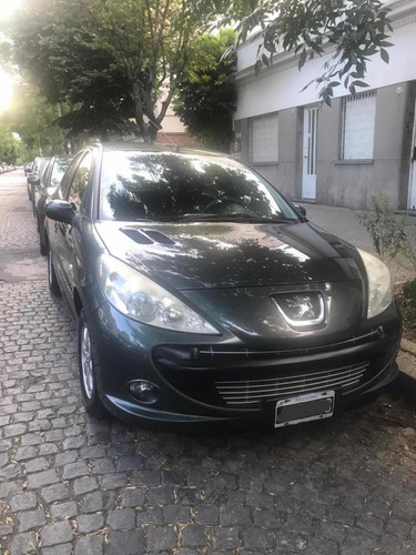 Peugeot 207 Compact 1.4 Sedan Xs Se Vende El Leoncito