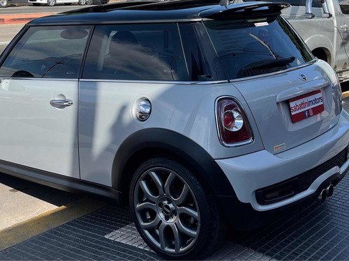 Imagen 18 de 21 de Mini Cooper 1.6 S Hot Automatico