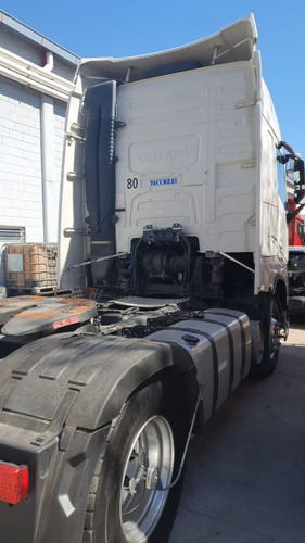 Imagen 2 de 15 de Volvo Fh440 4x2 2015 Tractor Corto C-plato