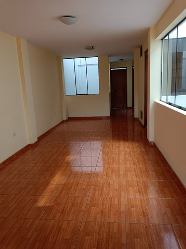Imagen 2 de 12 de Se Alquila Departamento 3 Habitaciones