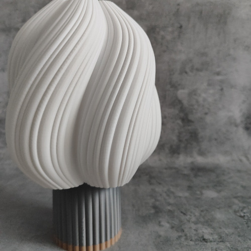Lampara De Mesa - Velador 3d, Pragma Bodhi Gris Y Bronce Blanco
