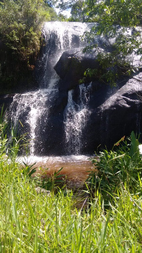 Imagem 1 de 14 de Fazenda  Pecuaria Com Cachoeira Fundos Represa Igarata- 4180