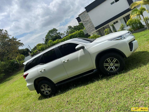 Toyota Fortuner 2.4l