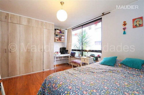 Departamento En Venta De 2 Dorm. En Las Condes