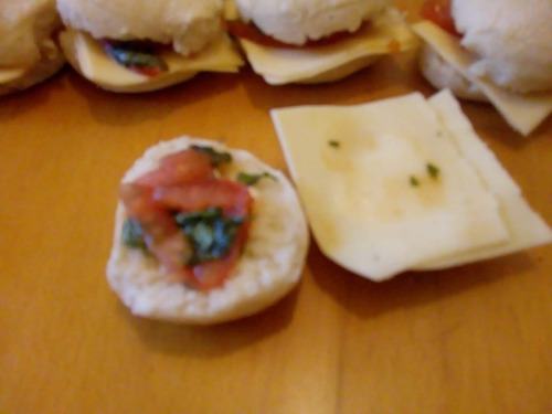 50 Figacitas Manteca - Caprese + Roquefort Verdeo + Berenje