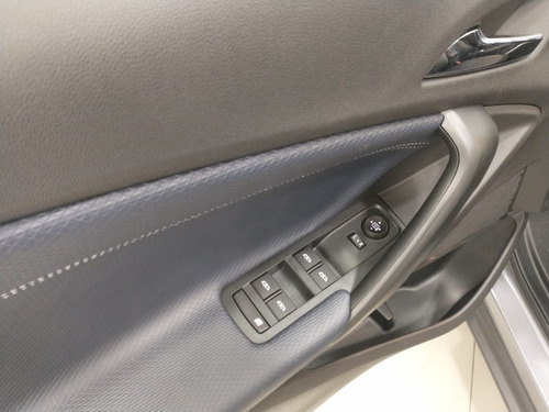 Imagen 11 de 14 de Chevrolet Tracker 1.2 Premier Turbo At 2022 #mkt