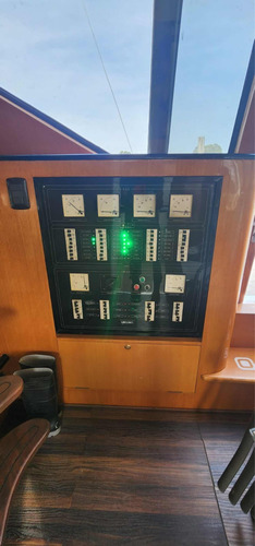 Crucero De Acero Tiburón 70 Miguel Riccitelli Embarcaciones