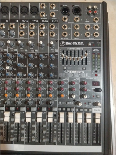 Mesa De Som Mackie Profx22 Com Equalizador E Efeito