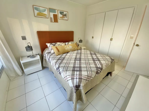 Venta De Apartamento De 1 Dormitorio En Brava En Edificio Torre Marina Punta Del Este