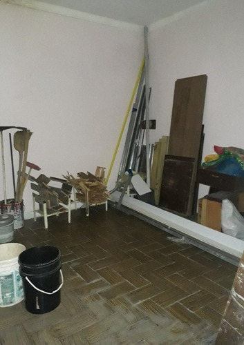 Imagen 4 de 13 de Casa De 3 Ambientes Con Garage Y Local - A Reciclar - Losa